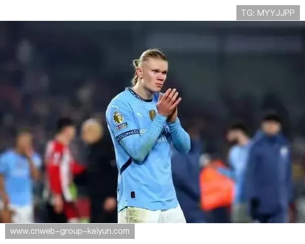 哈兰德门前抢点闪电破门 哈兰德门前抢点闪电破门