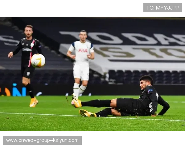 热刺霍伊别尔贴地快射再次得手，精彩表现震撼全场！